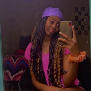 Meet your Posher, Toriona